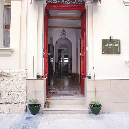 Granny's Sliema
