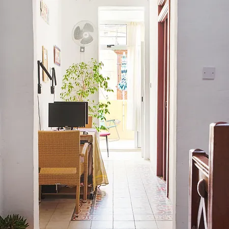 Hostel Granny's Sliema