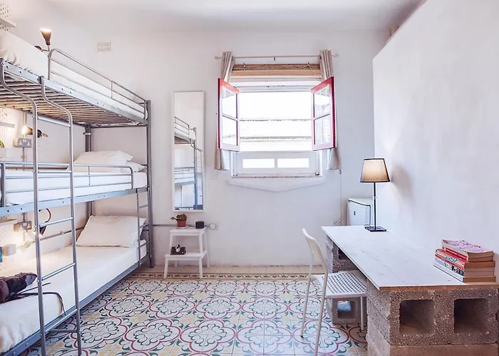Granny's Hostel Sliema